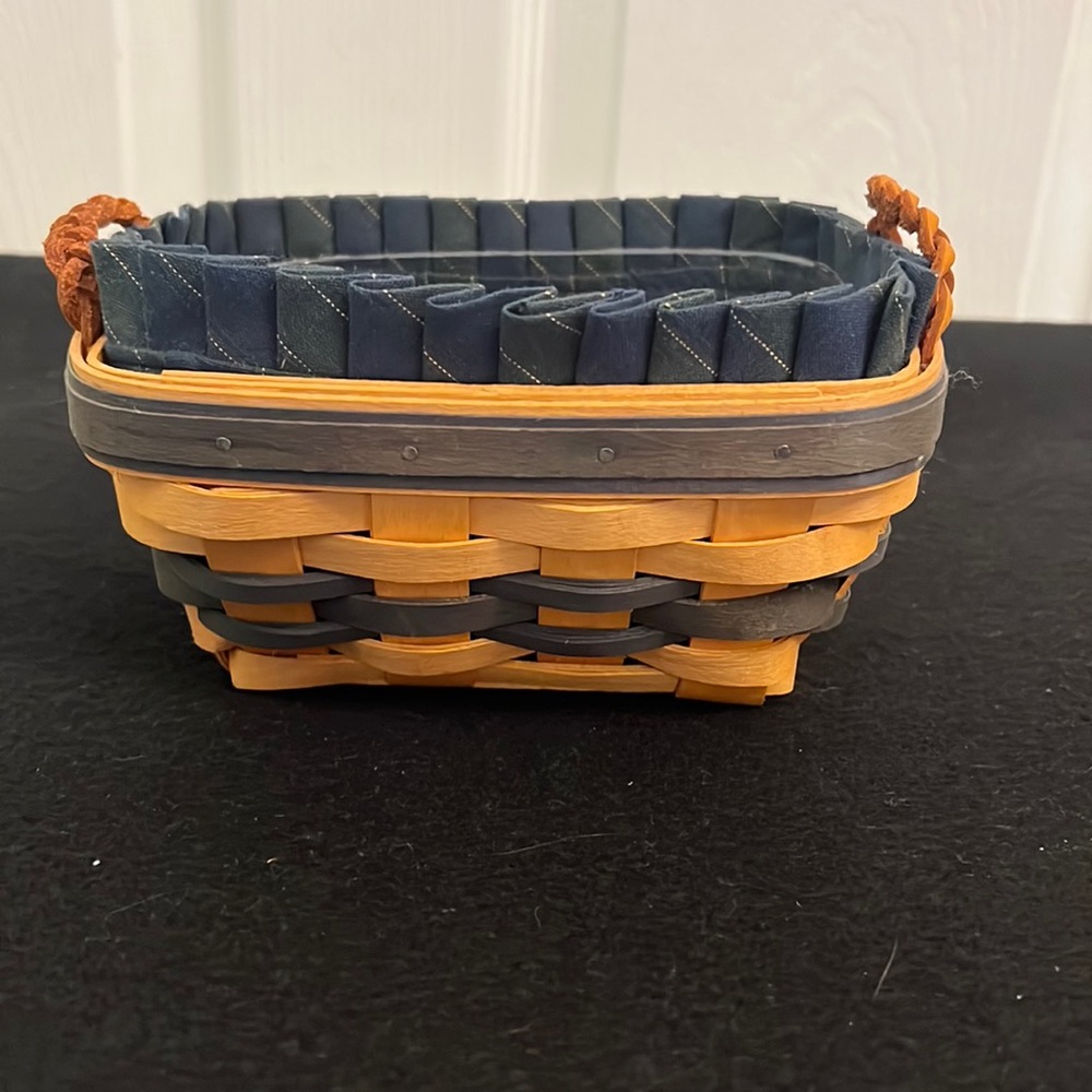 Longaberger Collection Club 2000 Renewal Basket with Braided Side Handles
